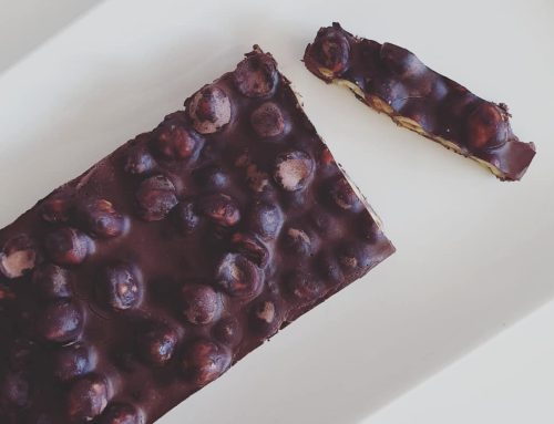 «Turrón» de cacao con avellanas