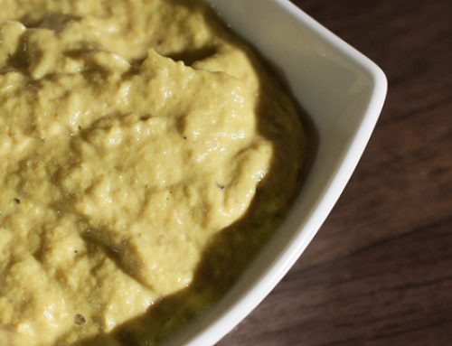 Salsa caiowei de cebolla, puerro, almendra y cúrcuma